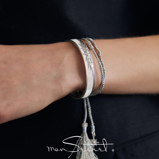 monSecret 流星流苏手链
 商品图2