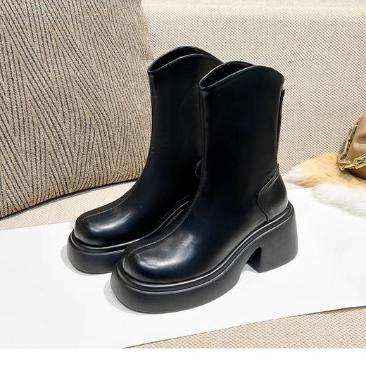 服装鞋包-秋冬新款厚底马丁靴高跟V口小个子女增高显瘦瘦靴 商品图2