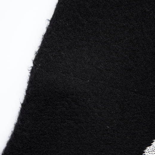 【断码清仓】HX 冬季圆领毛衫C107440041101/02 商品图4