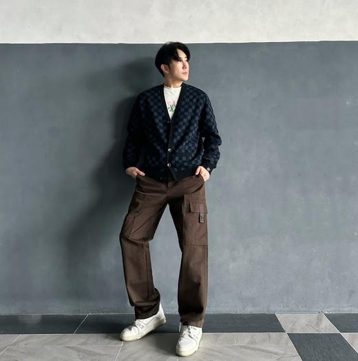 驴家 新款暗蓝棋盘格针织开衫外套（JN） 商品图1