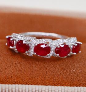 1.65ct刻面红宝石排戒戒指