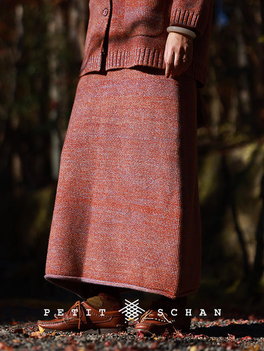 PETIT SCHAN小闪 CLO#675 Winter sakura 冬日樱花  纯羊毛松紧腰卷边针织半裙 商品图4