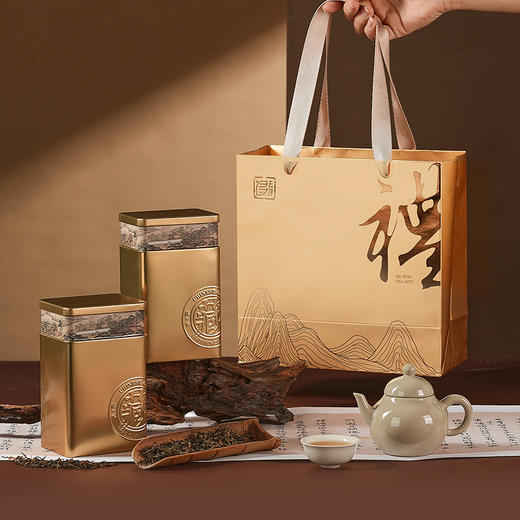 【金罐金骏眉】去寻  微信会员专享 特级头采金骏眉 武夷山红茶 蜜香型 罐装 送礼袋 净含量250g 商品图1
