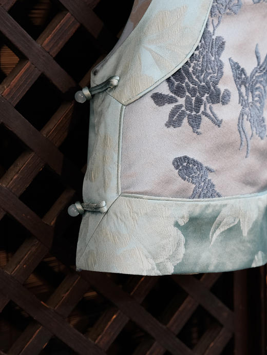 盛唐牡丹|蝶恋花漳缎花扣坎肩 商品图5