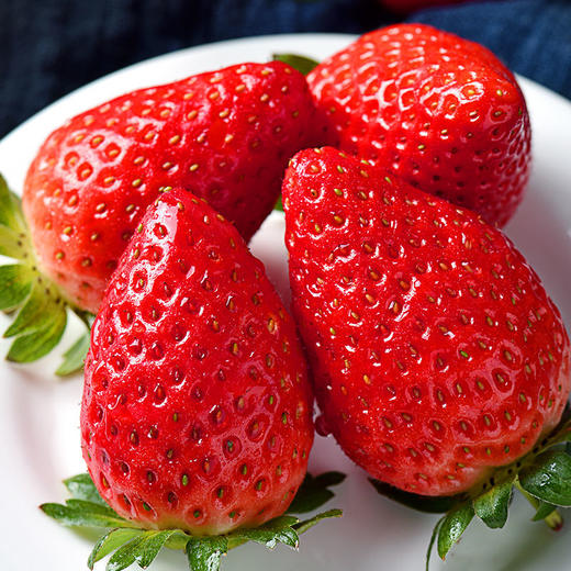 【四川好物】大凉山奶油草莓  1.4斤/2.4斤/3斤/4.5斤  京东/顺丰直达 商品图3