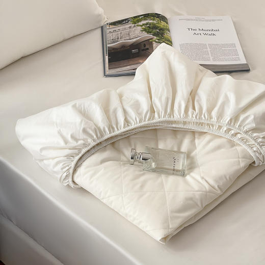 全棉A类三防大豆夹棉床笠 防水隔尿隔污床垫保护垫 商品图1