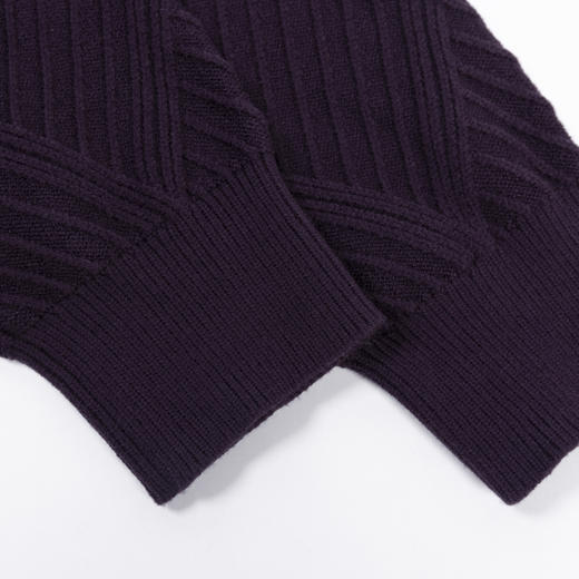 【新品上新】HX 冬季圆领毛衫亲肤舒适Z107440002101/02 商品图5