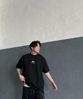 B家  新款 字母刺绣T恤（JN）