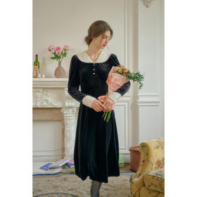 SimpleRetro可露梦 法式宫廷风黑色丝绒连衣裙女撞色娃娃领小黑裙