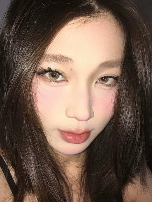 isoralook 半年抛美瞳 月亮泡馍 直径14.2mm着色13.5mm 商品图3