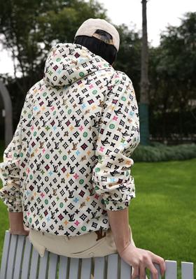 驴家 粉彩冲锋衣外套（JN）