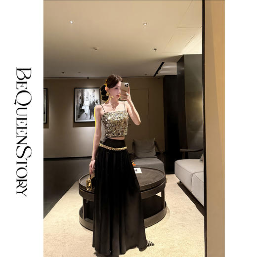 余潇潇【黑金晚宴】性感丝绒亮片后背拼接弹力针织抹胸吊带背心 商品图3