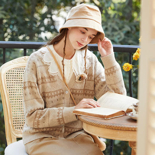 Famecoco范可儿羊毛针织开衫v领复古费尔岛毛衣外套F225DA010 商品图1