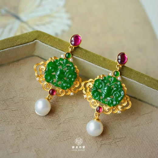 龢盒原创 游园戏梦·夏蝶 满绿小精品翡翠蝴蝶耳钉 商品图1