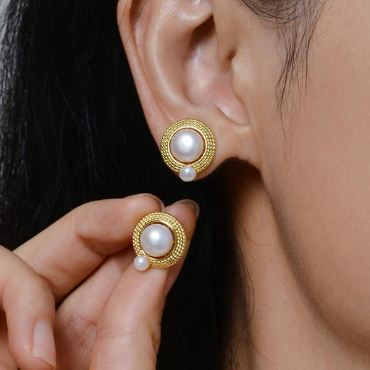 Manreya玛芮雅套装“冬日花园”7天淡水珍珠耳钉套盒耳环套装女气质新款 商品图13