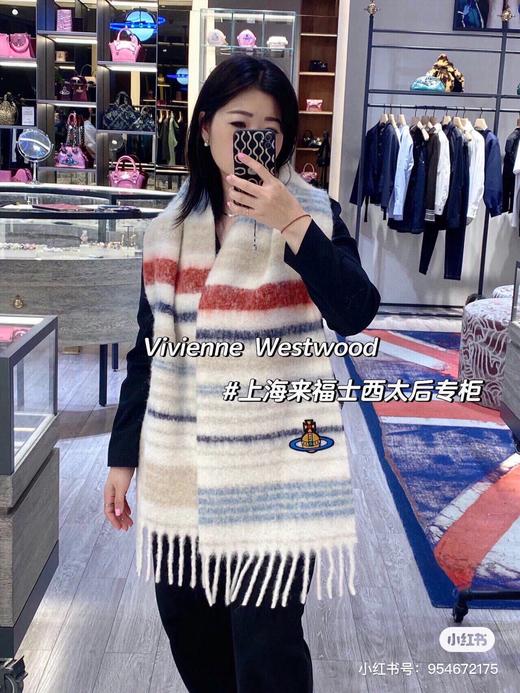 2024小红书走火爆款西土星英国时装设计师，时装的朋克之母!时尚潮流风格刺绣Logo马海毛围巾 商品图2