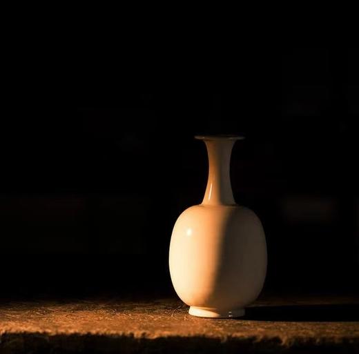 冰瓷莹玉 定窑花器 商品图0