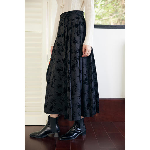 HeyDress新中式提花马面裙女冬季国风黑色植绒a字气质百褶半身裙 商品图3