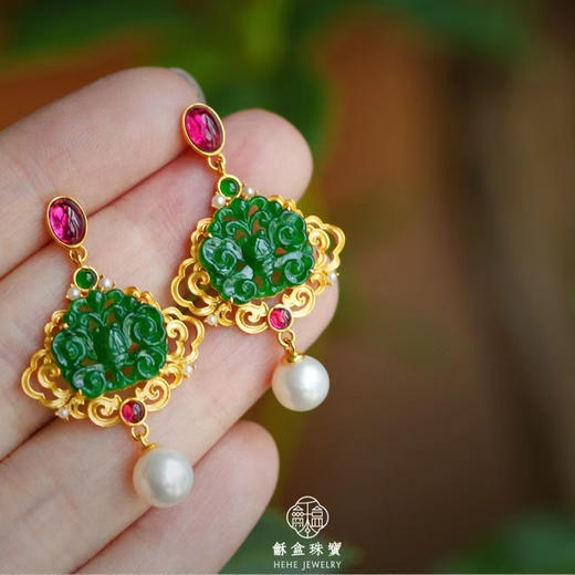 龢盒原创 游园戏梦·夏蝶 满绿小精品翡翠蝴蝶耳钉 商品图2