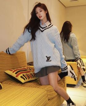 驴家 立体窗花拼色套头毛衣（JN）