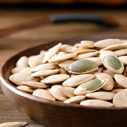 鲜记 南瓜盐焗瓜子348g 商品图3