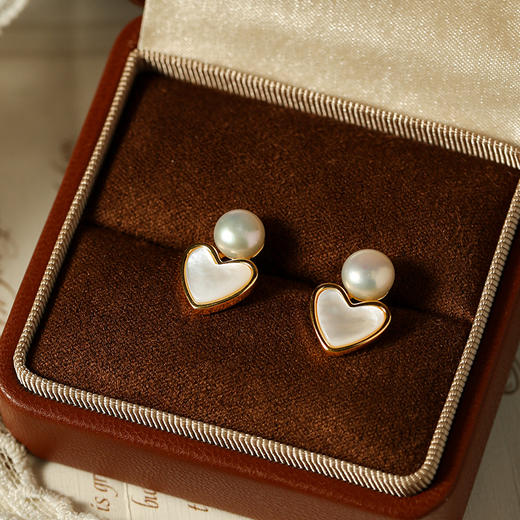 Manreya玛芮雅套装“冬日花园”7天淡水珍珠耳钉套盒耳环套装女气质新款 商品图9