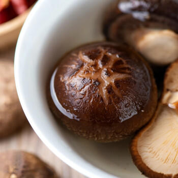 黑土优选 香菇200g 菌菇干货 羊肚菌猴头菇银耳煲汤火锅食材肉厚无根 /粮油调味 /南北干货 /菌菇干货 商品图4