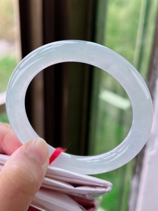 54圆条翡翠手镯 商品图3