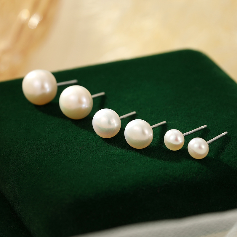 【巧颜】S999银银珍珠天然淡水面包珠耳钉【BF-ES2458】