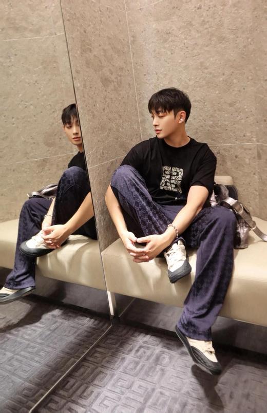 GV 辫子印花圆领短袖（JN） 商品图1