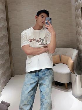 驴家 棋盘格直筒牛仔裤（JN）