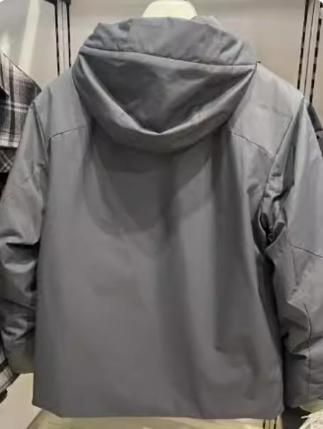 佐丹奴男装连帽棉服01074606 商品图1