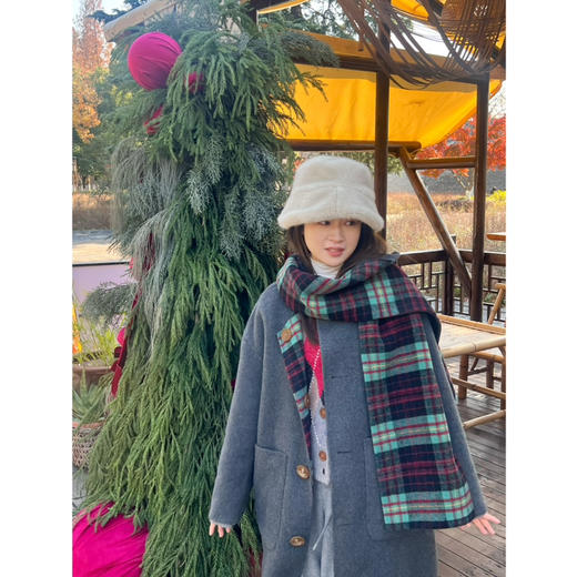 25特价 2412303    西太后 羊毛大衣+围巾（双面） 商品图7