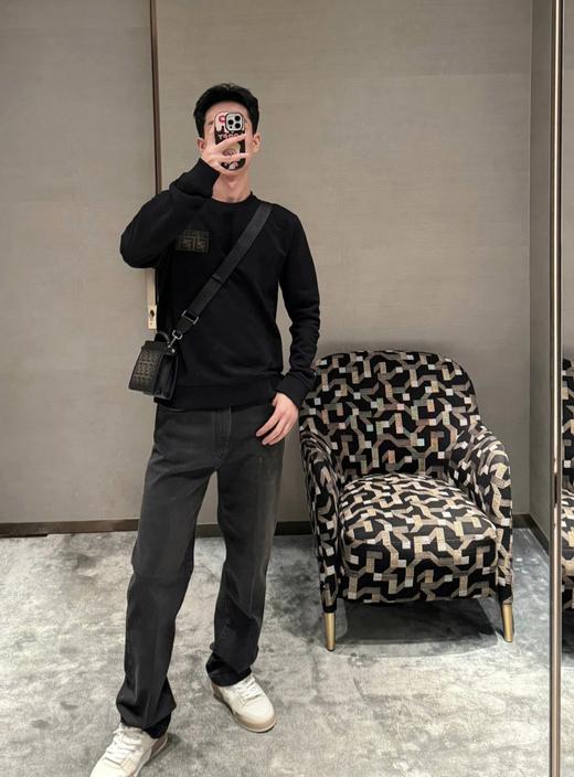 F家 徽标圆领卫衣（JN） 商品图1