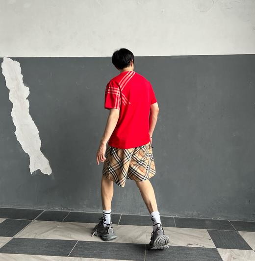 B家 新款斜格印花圆领短袖T恤出货（JN） 商品图1