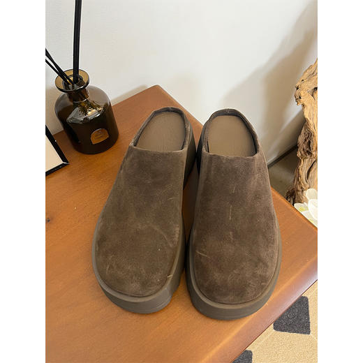 【活动商品，不退不换】可可的居家好物 厚底勃肯半托 胎牛皮材质 柔软细腻 脚感舒适 商品图6