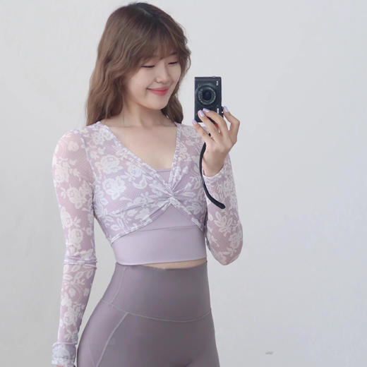 跃牌【禅语梵心】蕾丝假两件运动T恤女长袖带胸垫瑜珈服网纱上衣CX2977 商品图2