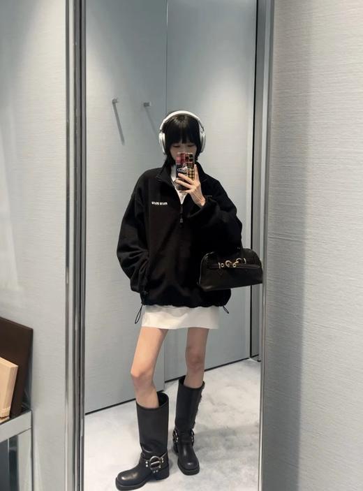 MIU家 羊绒混纺外套是MI*U牌推出的一款高品质外套（JN） 商品图2