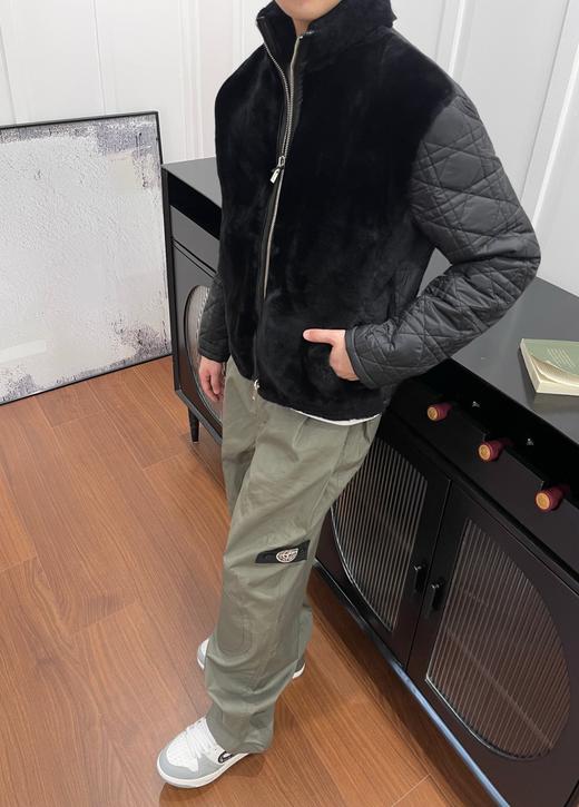 D家 重磅秋冬新款 藤格纹➕纯进口皮毛一体 夹克大外套（JN） 商品图4