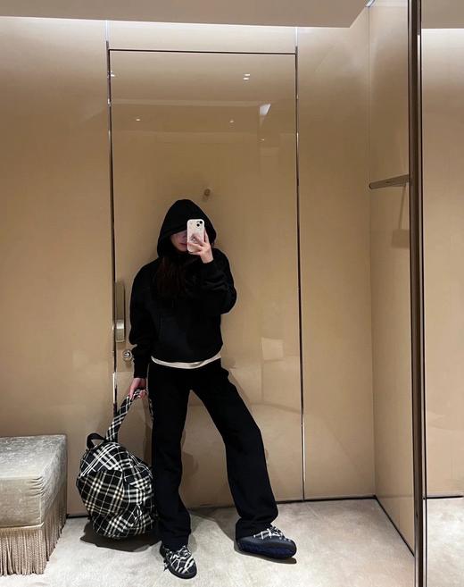 巴家 黑战马刺绣连帽卫衣（JN） 商品图1