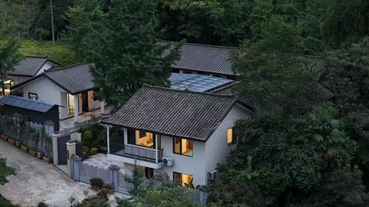 【团建优选-青城山300号院】4999元=15房包院，泰安古镇旁、青城后山景区，避暑、银杏lsqc 商品图1