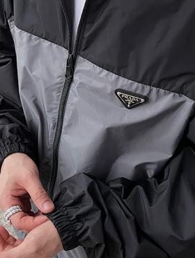 P家 拼接连帽夹克风衣外套（JN）