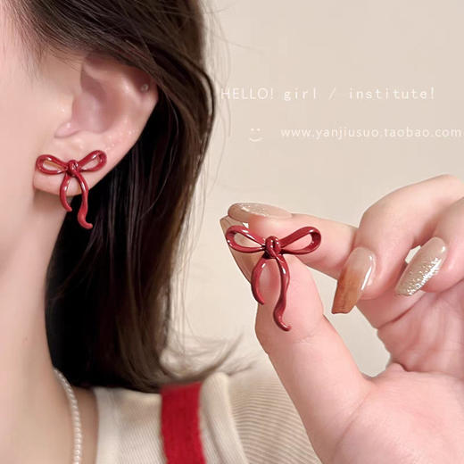 【YW】无忧购复古港风安可拉红秋冬简约气质显白925银针耳钉（截单后7天发货) 商品图6