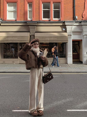 金蘑菇菇 小鹅包陪你过冬天 / 奶萌嘟嘟弧度 洋气小短款羽绒服