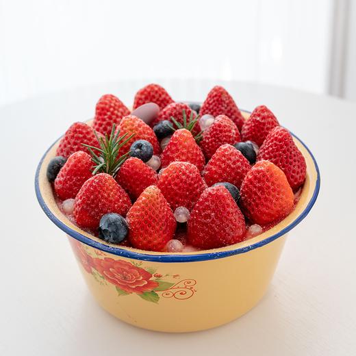 搪瓷盆草莓蛋糕 满满新鲜草莓 商品图0