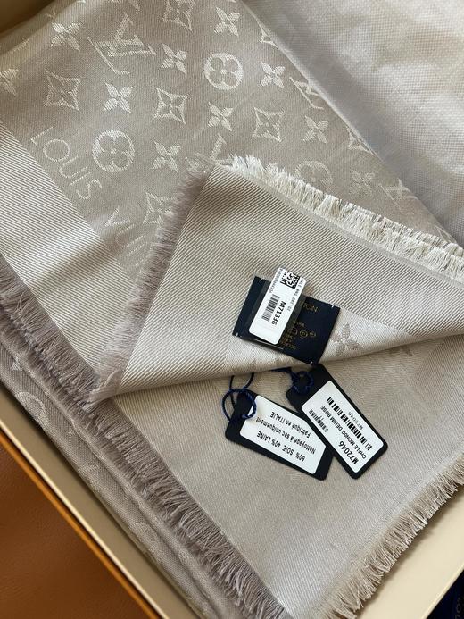 [燕麦色M71336]驴牌142.5x142.5cm大尺寸 披肩（TL） 商品图0