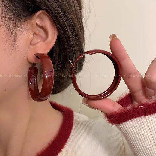 【YW】无忧购复古港风安可拉红秋冬简约气质显白925银针耳钉（截单后7天发货) 商品图3