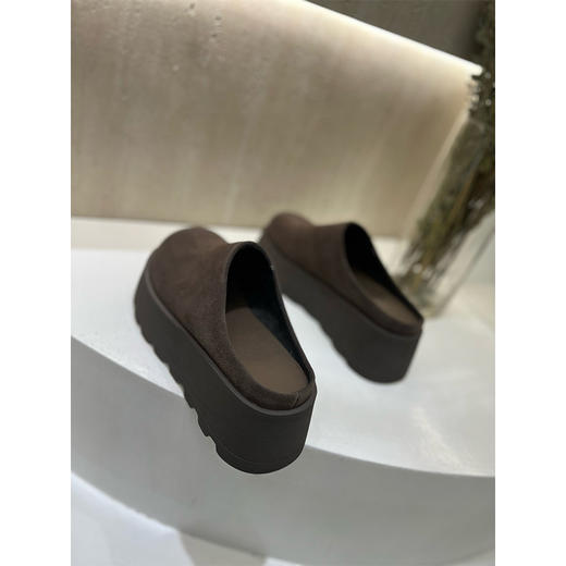 【活动商品，不退不换】可可的居家好物 厚底勃肯半托 胎牛皮材质 柔软细腻 脚感舒适 商品图8
