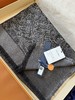 【炭灰色，M74752]驴牌 142.5x142.5cm大尺寸披肩（TL） 商品缩略图0