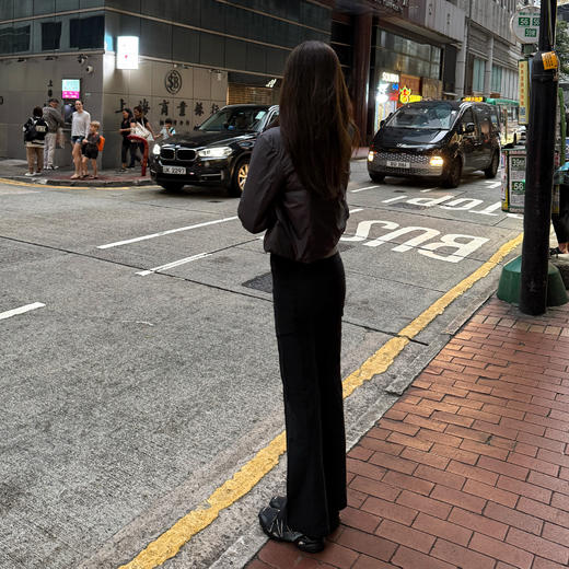 ROMI STUDIO“轻盈锁温”90白鹅绒 肤感立领短款羽绒服 RW24WW90948 商品图3